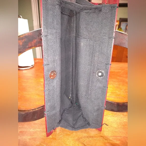 Asian Inspired Burgundy Bamboo-Look Handbag, 2 Lucite Handles, Snap Clos… - Picture 8 of 9